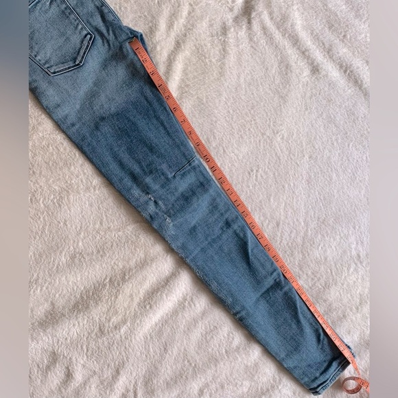RtA (road to awe) icon high rise distressed size 25 jeans - Picture 8 of 8